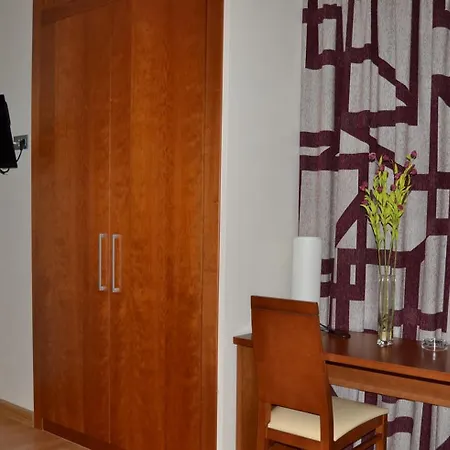 Hotel Jarama 2*