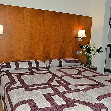 Hotel Jarama 2*