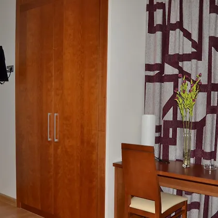 Hotel Jarama 2*